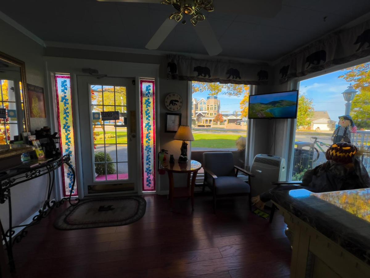 American Boutique Inn - Lakeview - Housity