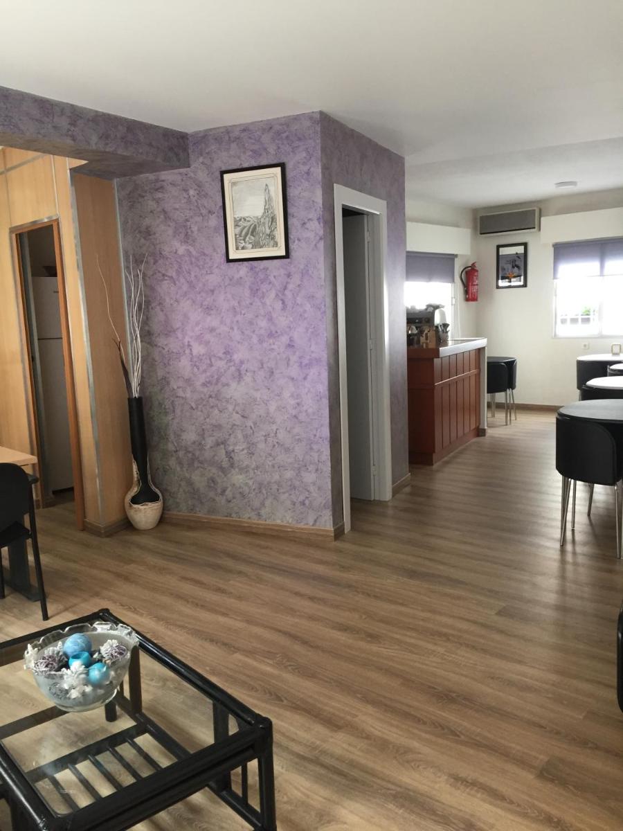 Pension La Linea - Housity