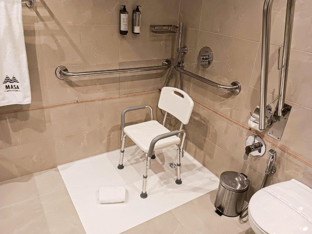 Uma casa de banho em MASA Hotel & Spa Campo Grande Collection