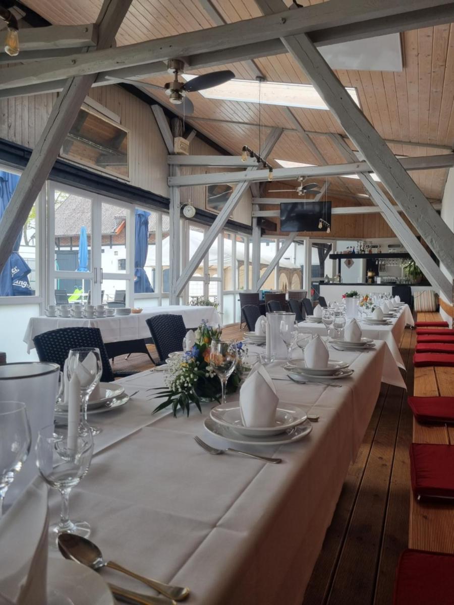 Bennetts Restaurant und Hotel - Housity