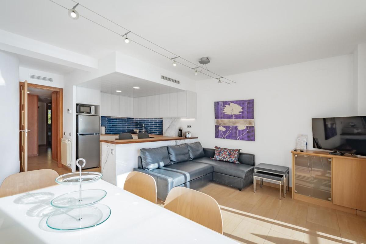 InSitges Sant Sebastia's Beach - Housity