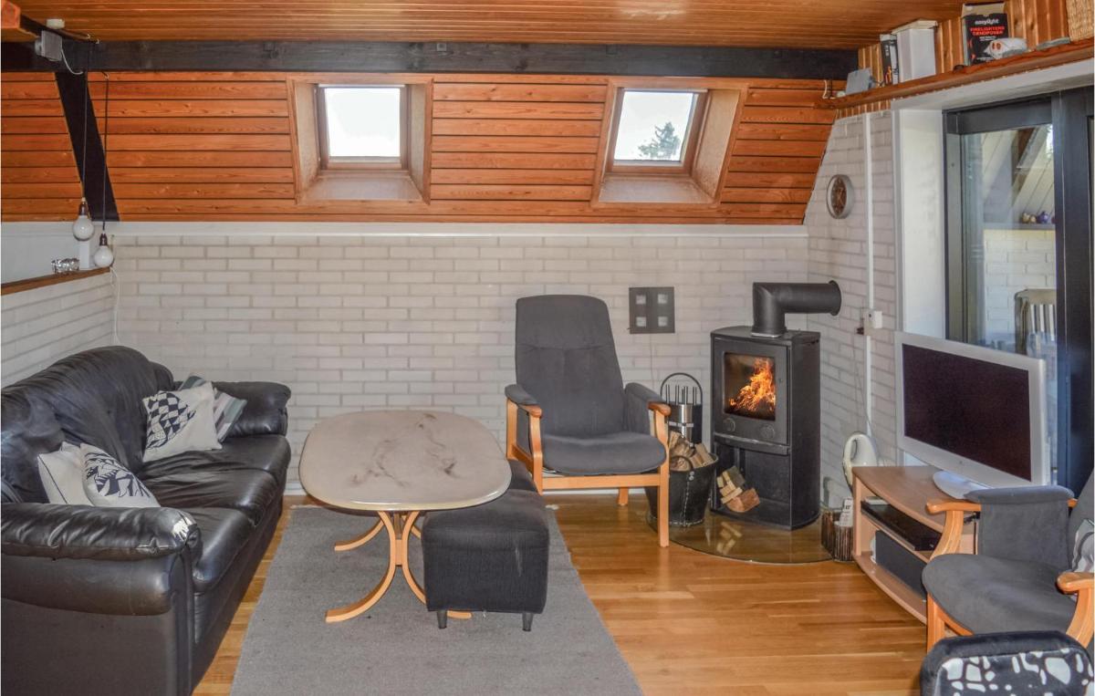 Three-Bedroom Holiday Home In Hadsund - Housity