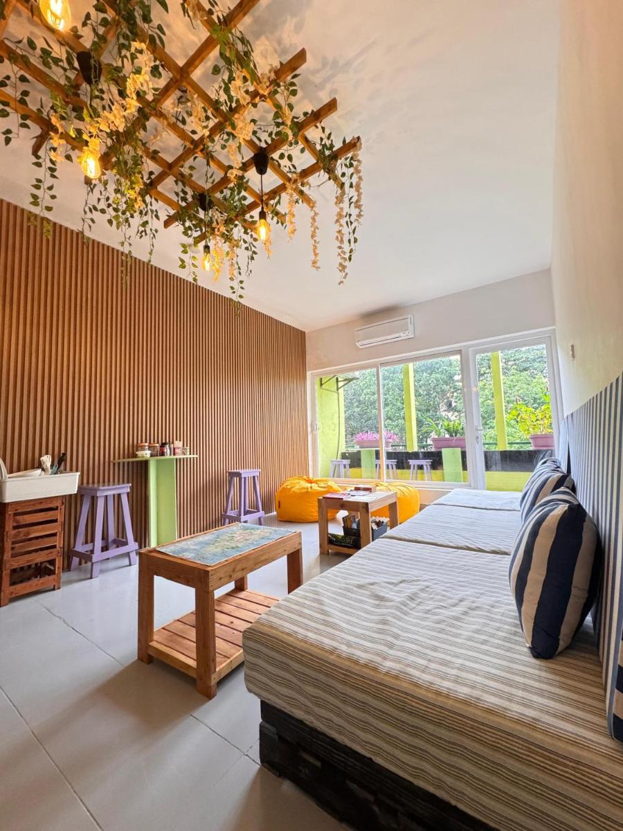 Hostel Republic at Galle Face - Housity