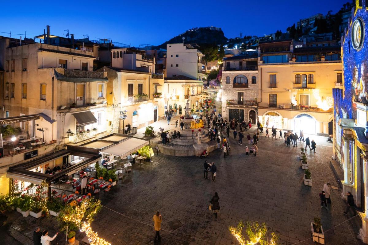 Duomo Square Apartment - Hizvo