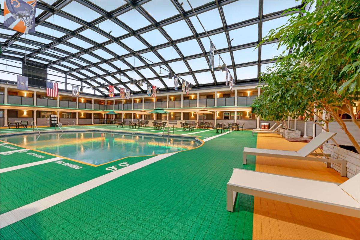 Best Western Green Bay Inn and Conference Center - Housity