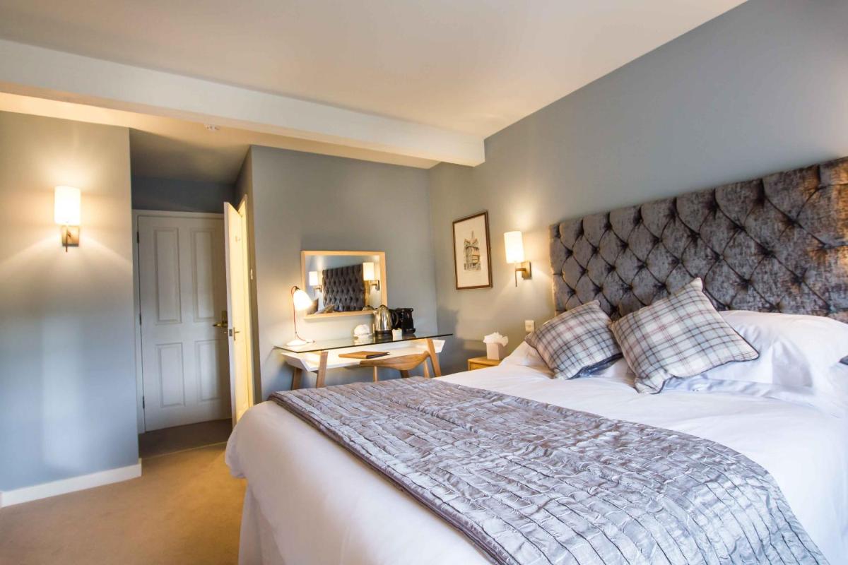 Crown & Punchbowl - Housity