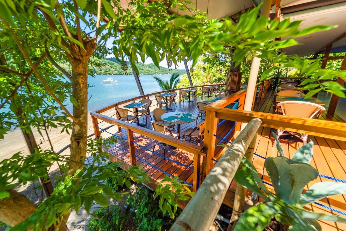 Isla Chiquita Glamping Hotel - Hizvo