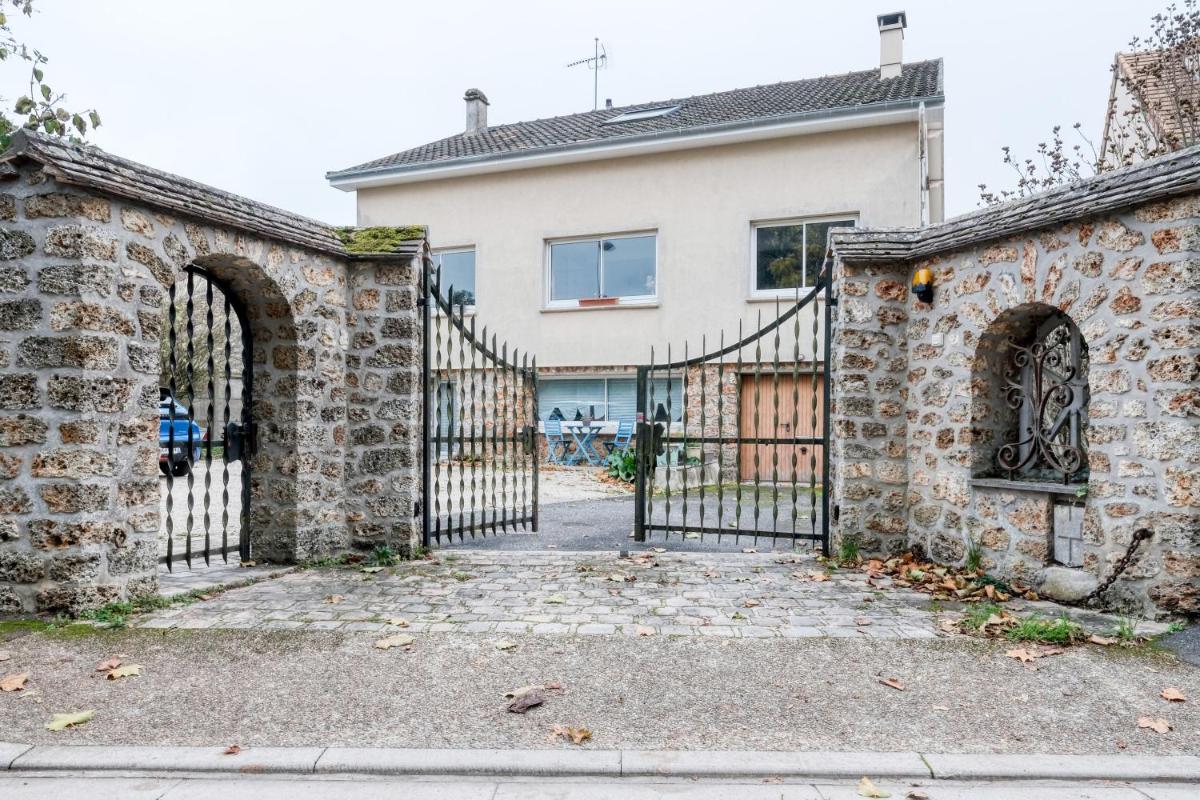 Studios de l'Etang du perray - Housity
