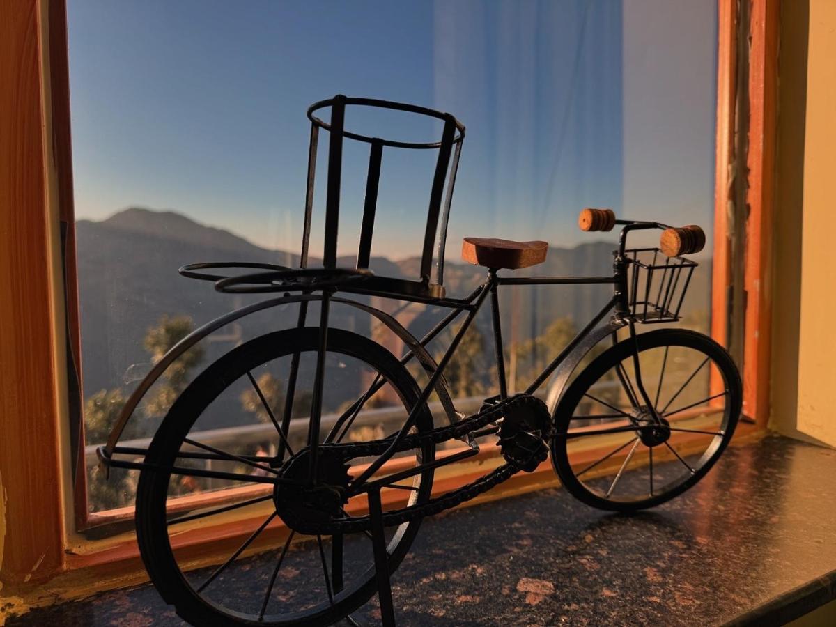 The Vintage Hill Village - Himalayan Boutique Resort - Housity