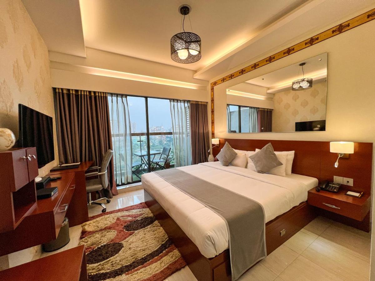 Coventina Lake Suites - Housity