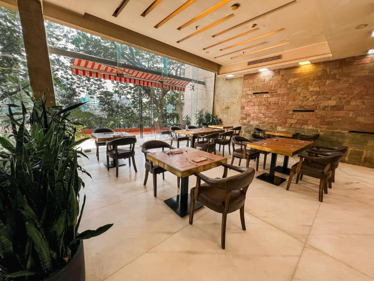 Coventina Lake Suites - Housity