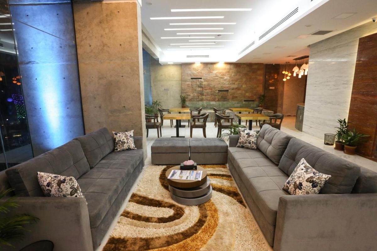 Coventina Lake Suites - Housity