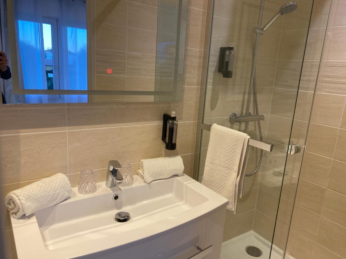 Salle de bains dans l'établissement La Bastide Gourmande