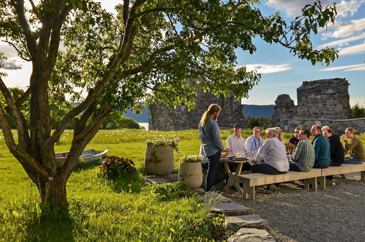 Klostergården Bed & Breakfast - Housity