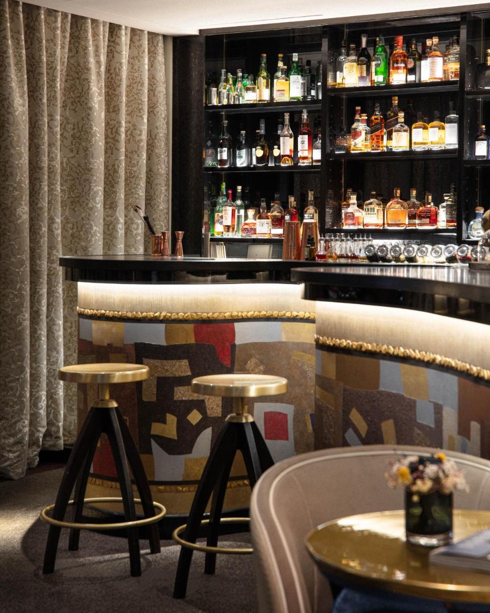 Boissons dans l'établissement Le Burgundy Paris