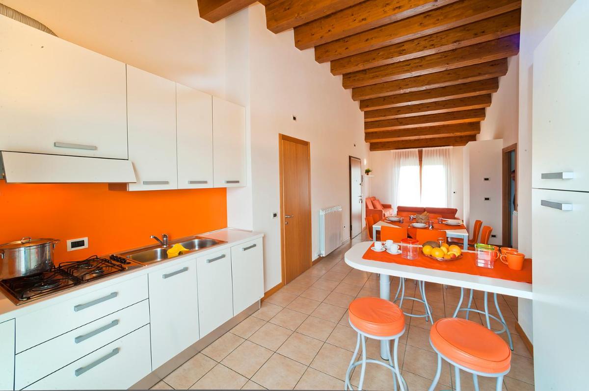 Residence Roberta - Housity