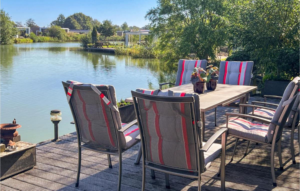 2 Bedroom Nice Home In Molenschot - Housity
