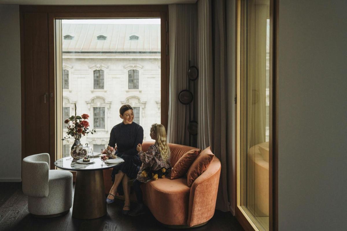 Gäste, die in der Unterkunft Koenigshof, a Luxury Collection Hotel, Munich übernachten