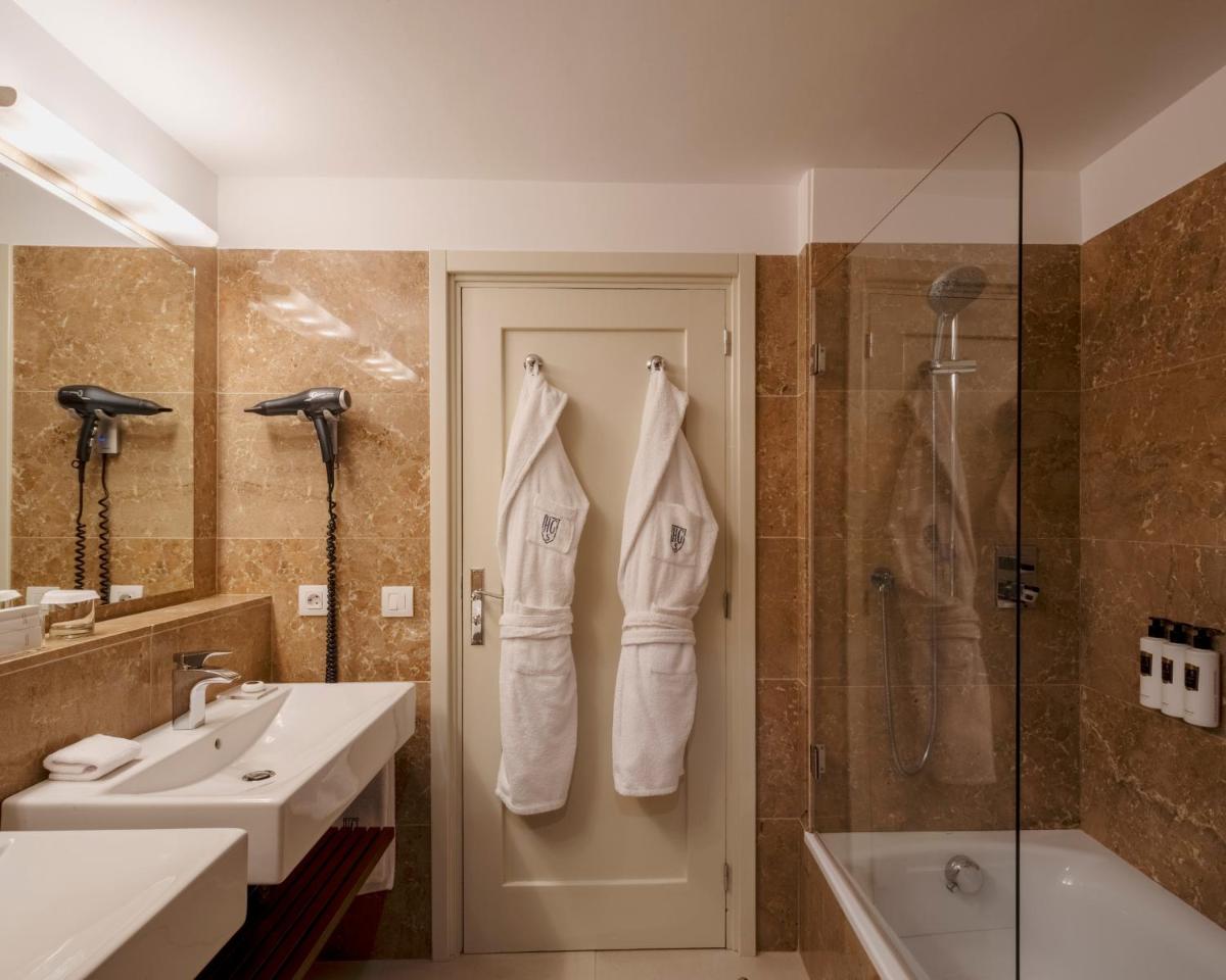Un baño de Hostal de la Gavina GL - The Leading Hotels of the World