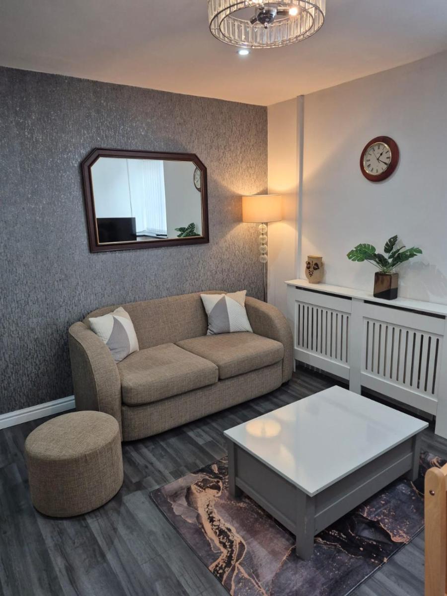 Town Centre Maisonette - Housity