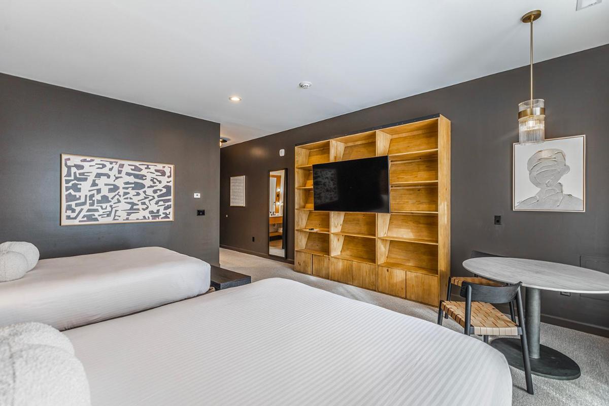 Cottages & Suites Geneva National - Housity