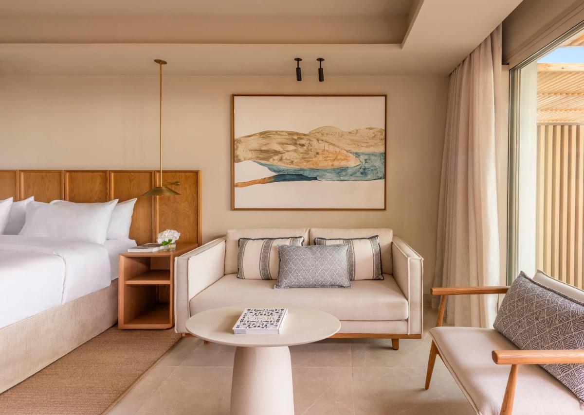Cama o camas de una habitación en Fairmont La Hacienda Costa del Sol