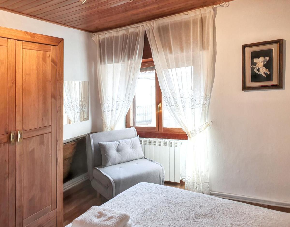 Charming House in Perena de la Ribera - Housity
