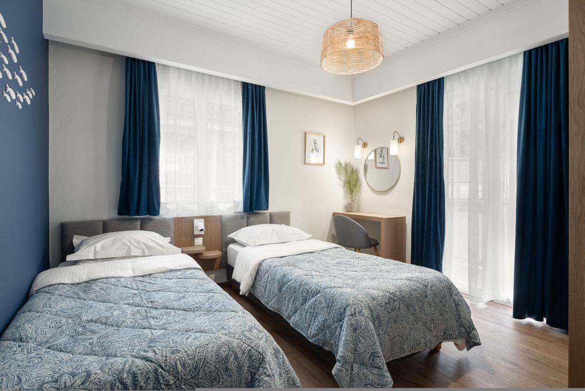 Captain's Seafront Apartments - Hizvo