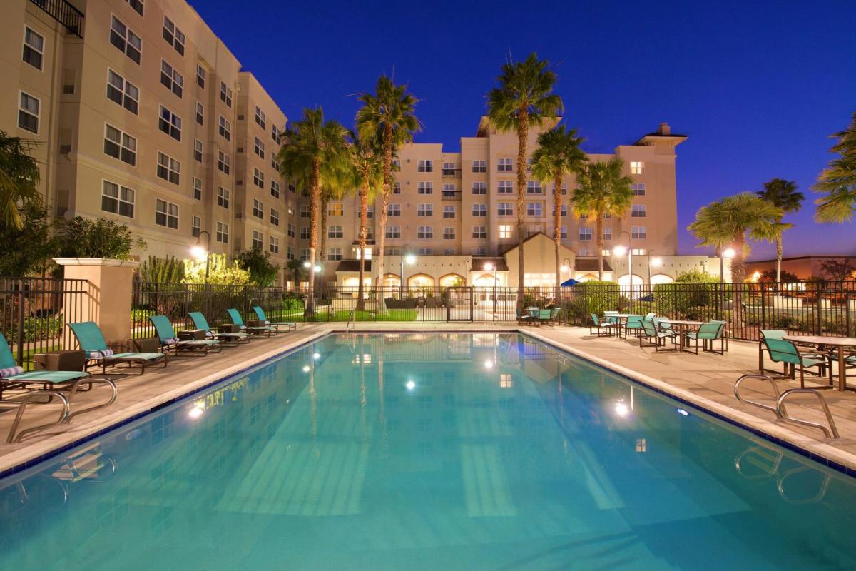 Residence Inn by Marriott Newark Silicon Valley - Housity