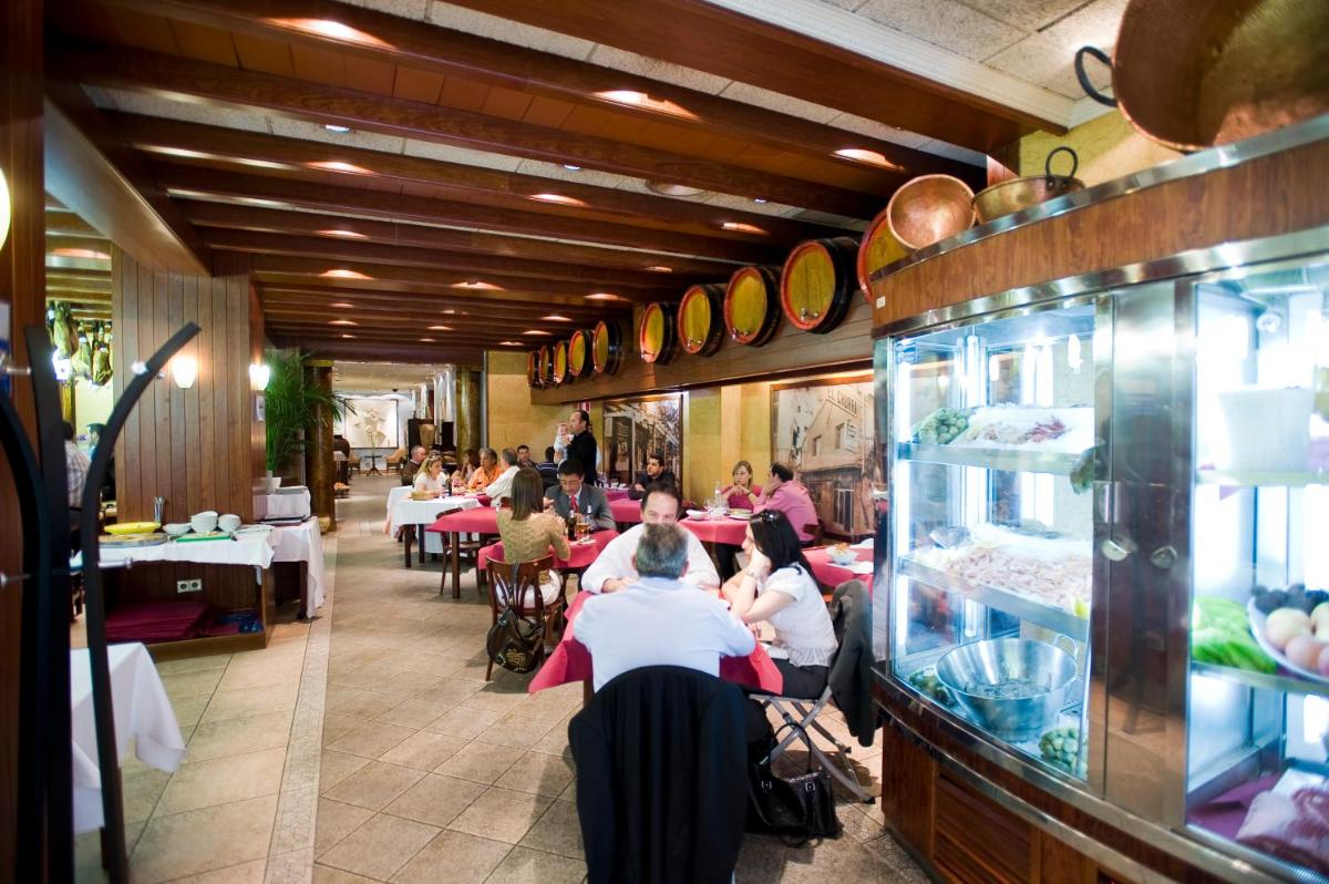 Hotel El Churra - Housity