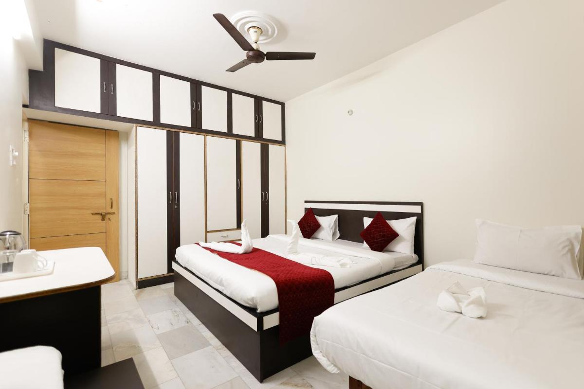 Balaji Homestay - home with free Wi-Fi and parking - Housity