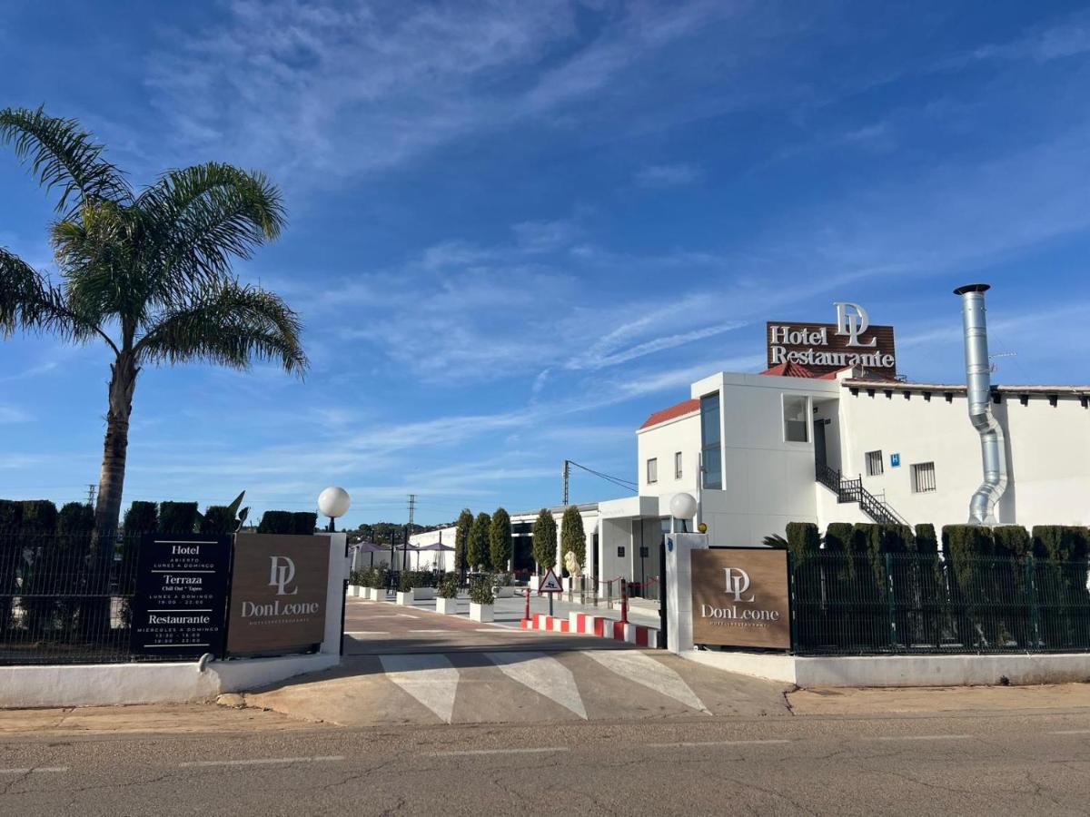 DON LEONE Hotel - Housity