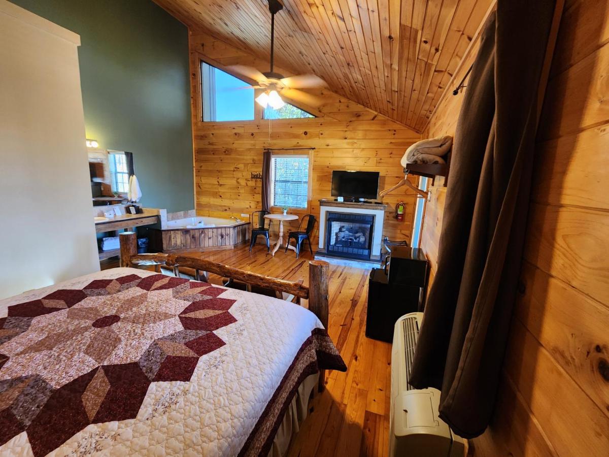 Lodge At Tellico - Housity