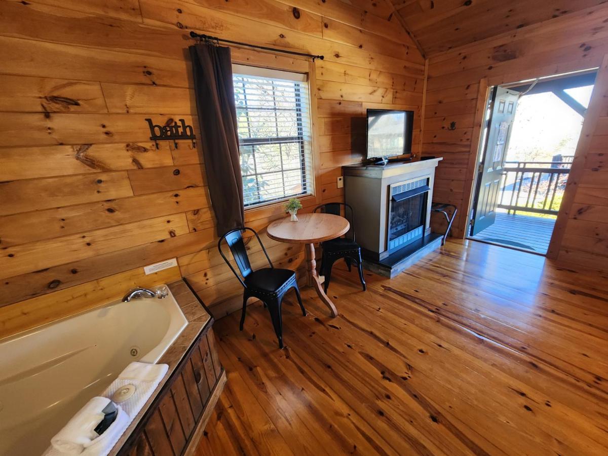 Lodge At Tellico - Housity