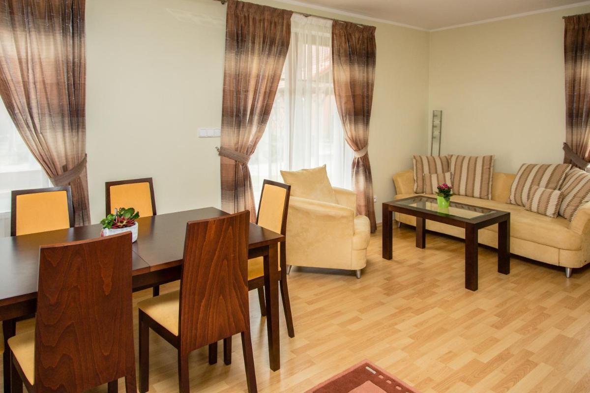 Villa Riverside - Housity