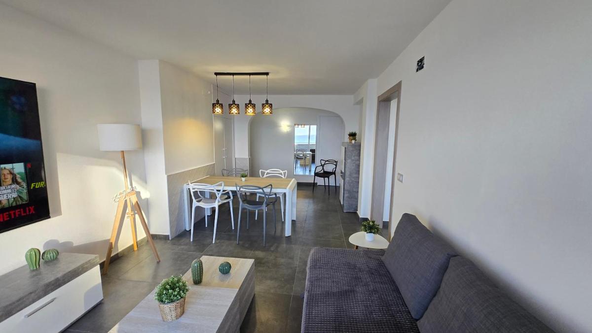 Apartments Paradise Lloret - Hizvo
