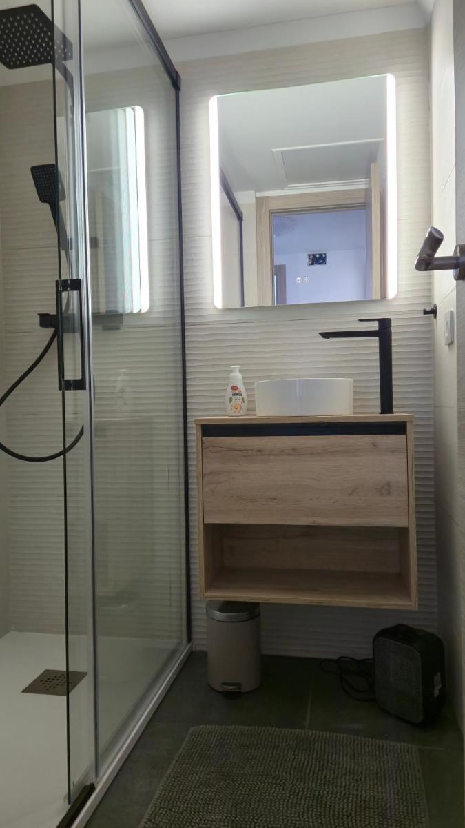 Apartments Paradise Lloret - Hizvo