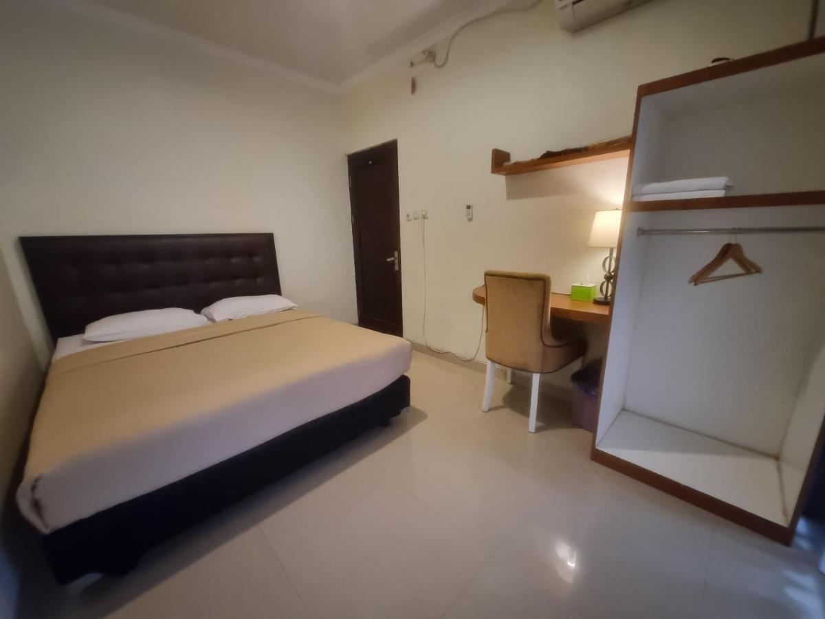 Lucky Guest House Wahid Hasyim - Housity