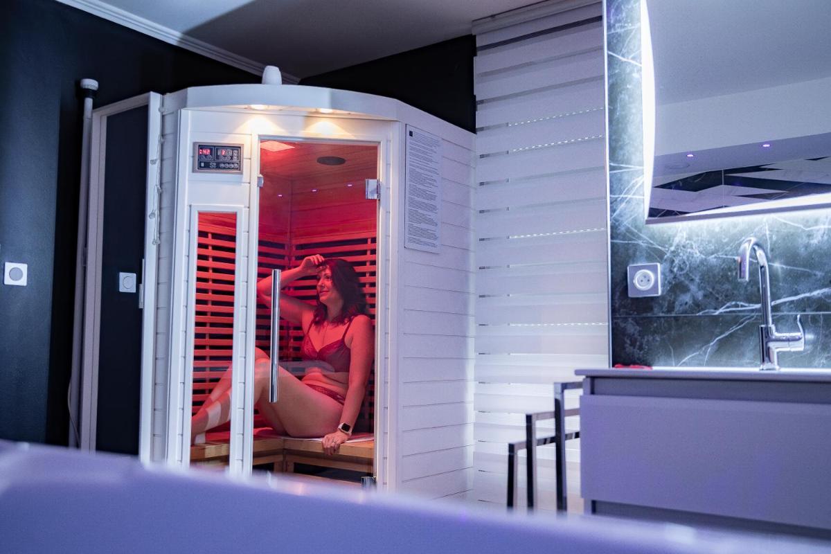 Gite & Spa Privatif Glam'88 - Vosges - Housity