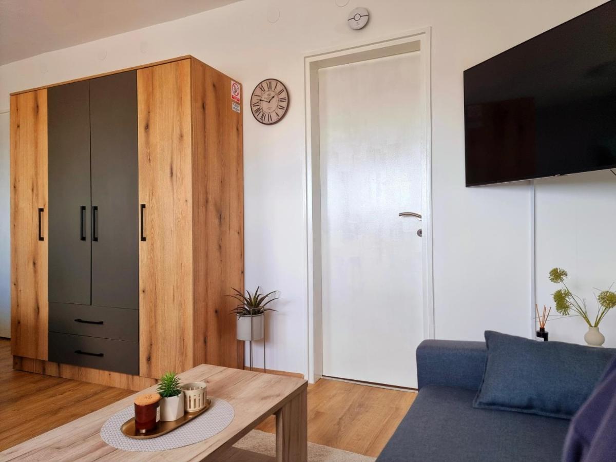 Virka - studio apartment - SELF CHECK IN - Housity