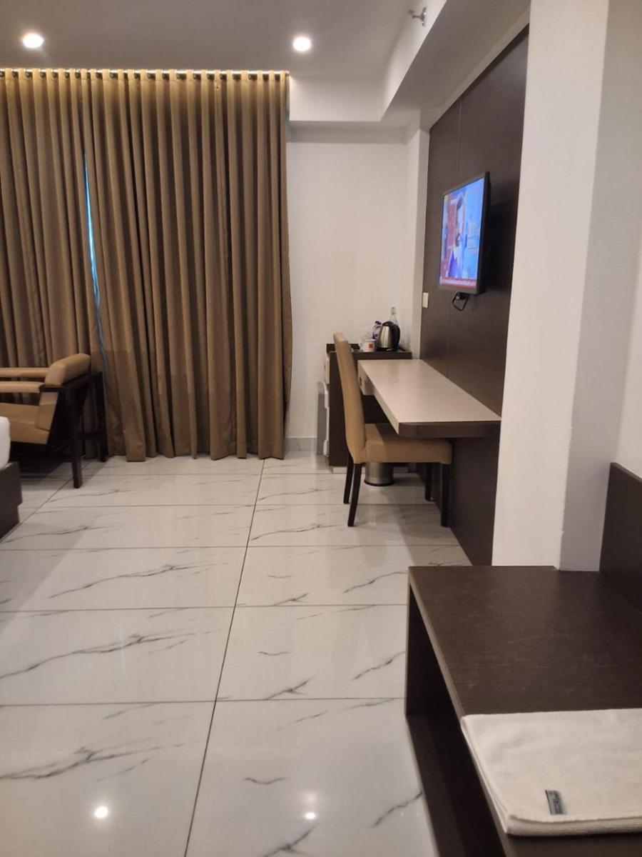 Renai Sreekrishna - Housity