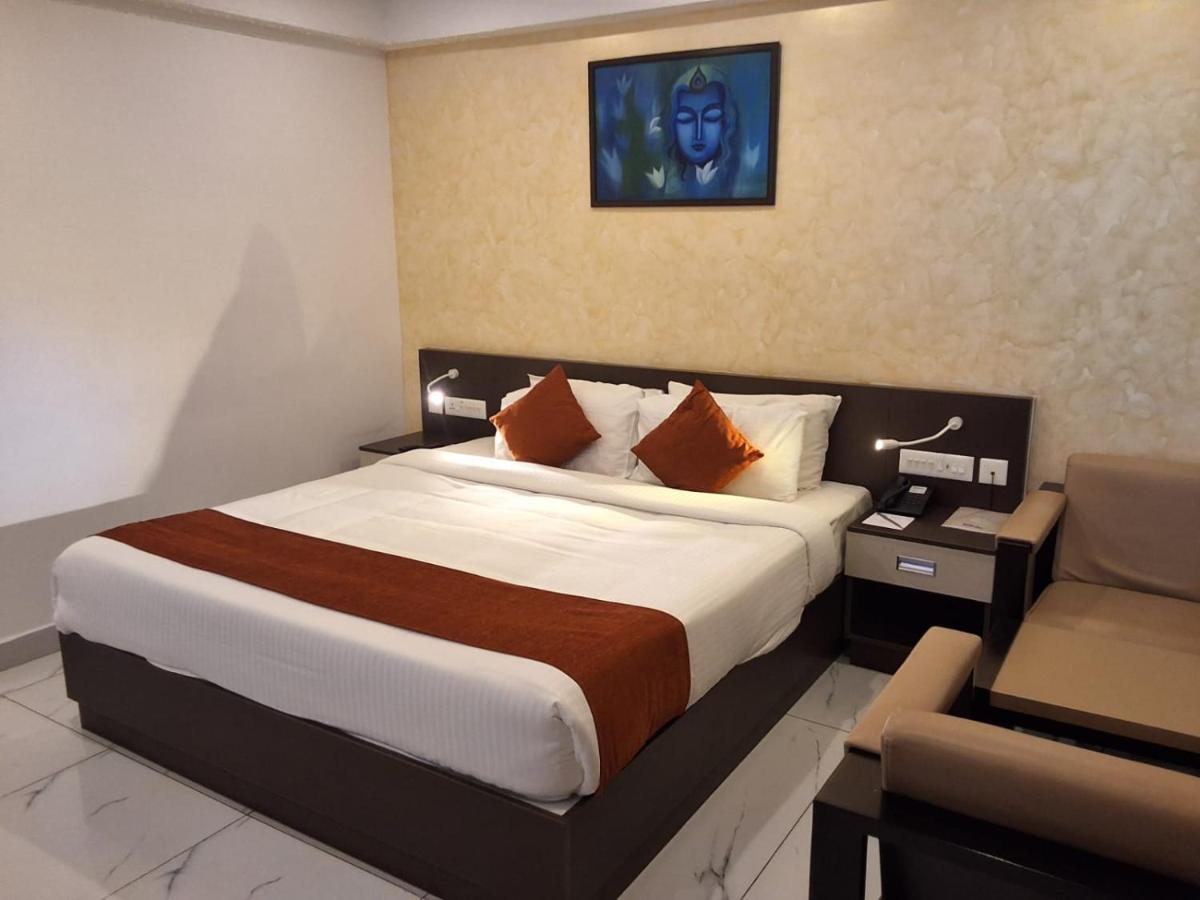 Renai Sreekrishna - Housity