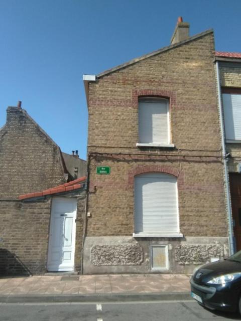 Gîte sur St Pol sur mer de 2 à 8 couchages - Housity