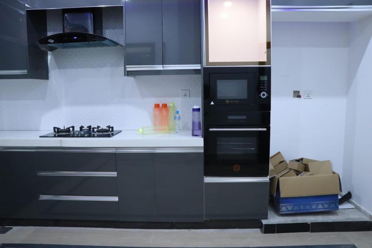 Luxury Home in Faisalabad - Housity