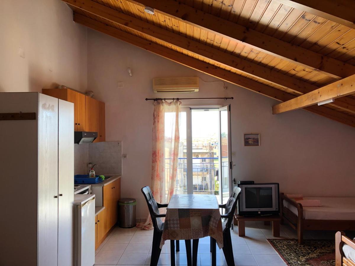 Ion Apartments Messolonghi Double Room Sea View Loft - Housity