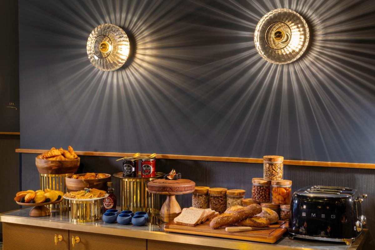 Nourriture dans l'hôtel ou à proximité