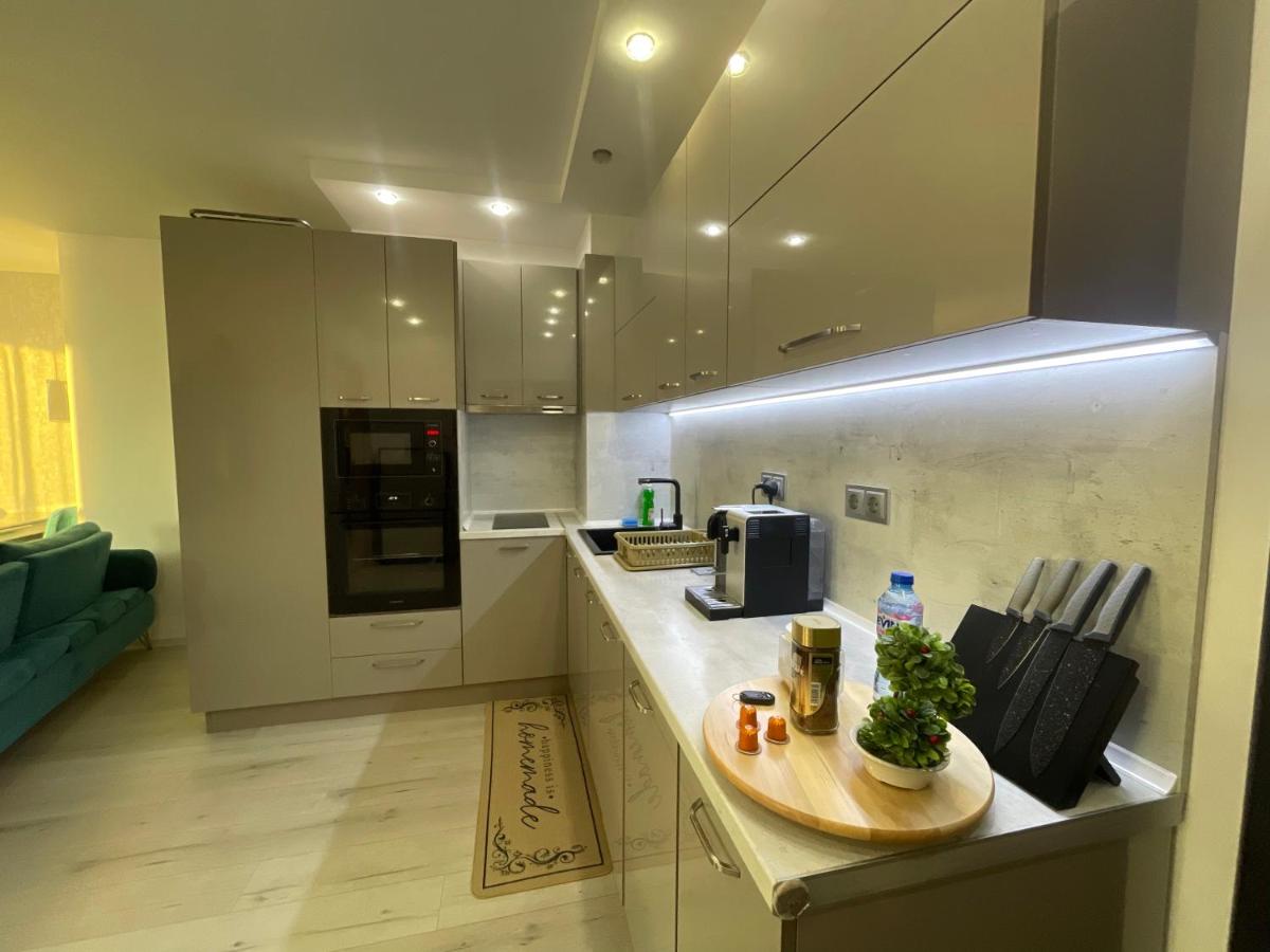 Brand new first line Sea view 2 bedroom apartment - Hizvo