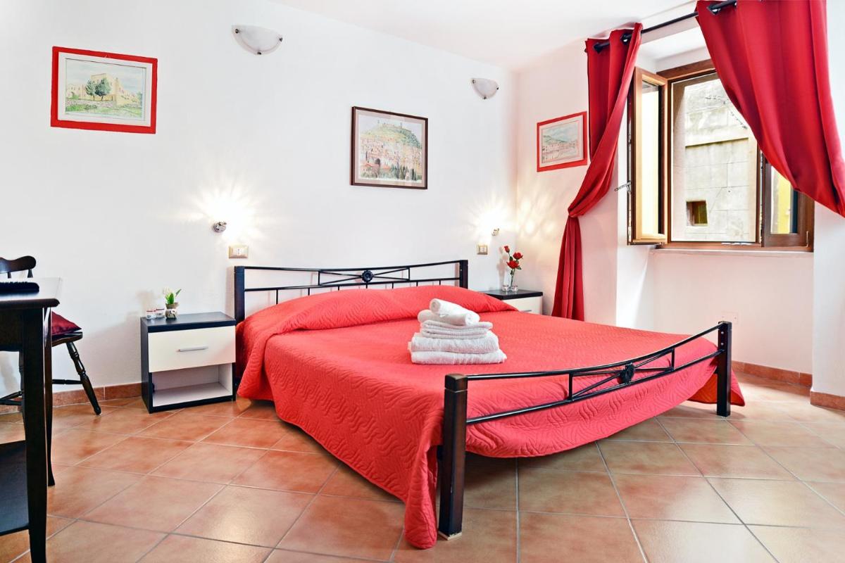 Ada's guest house - Housity
