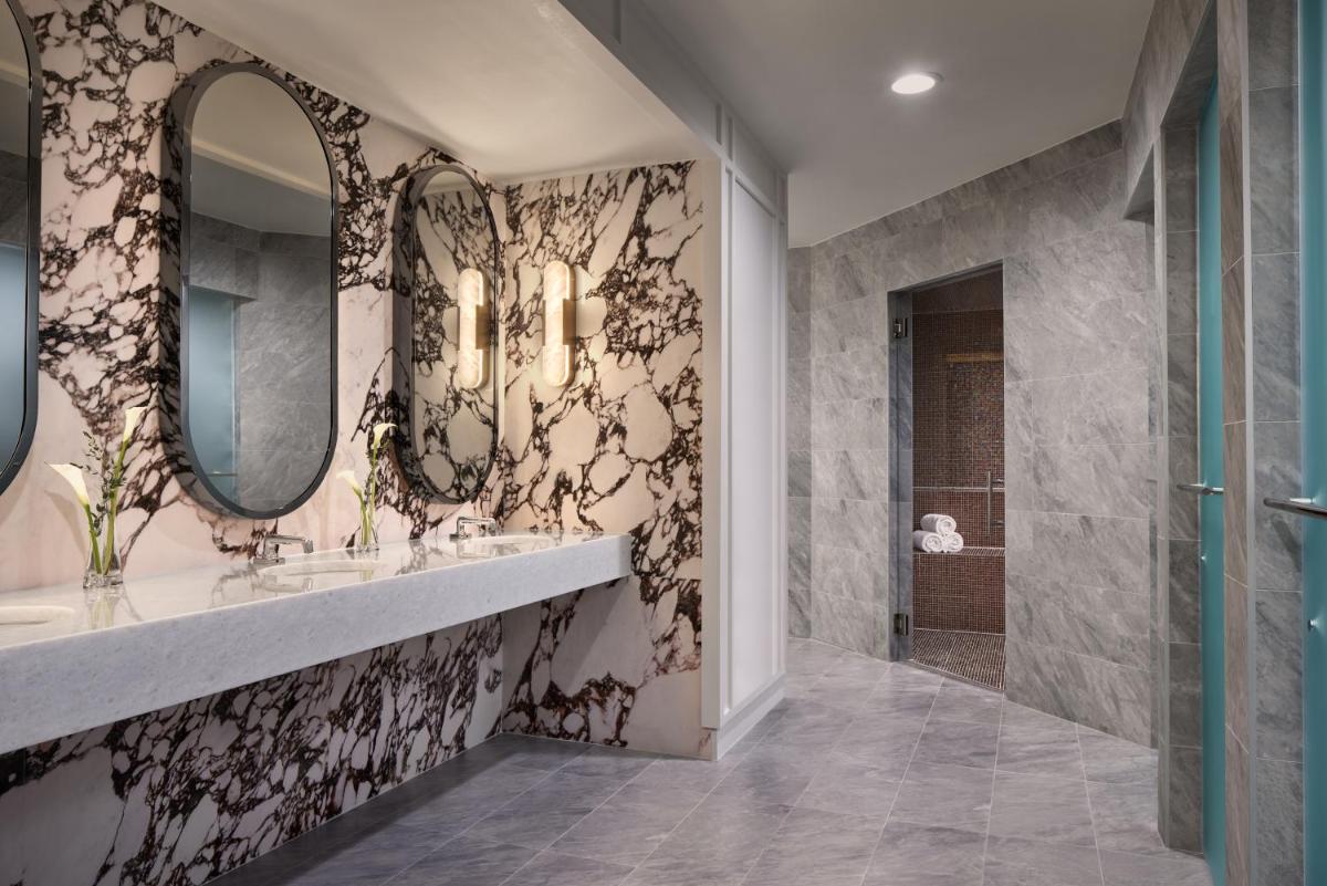 Four Seasons Washington DC - Housity