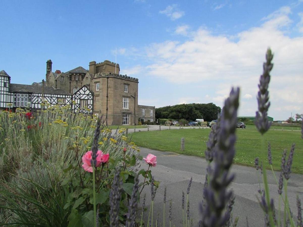 Leasowe Castle Hotel - Housity